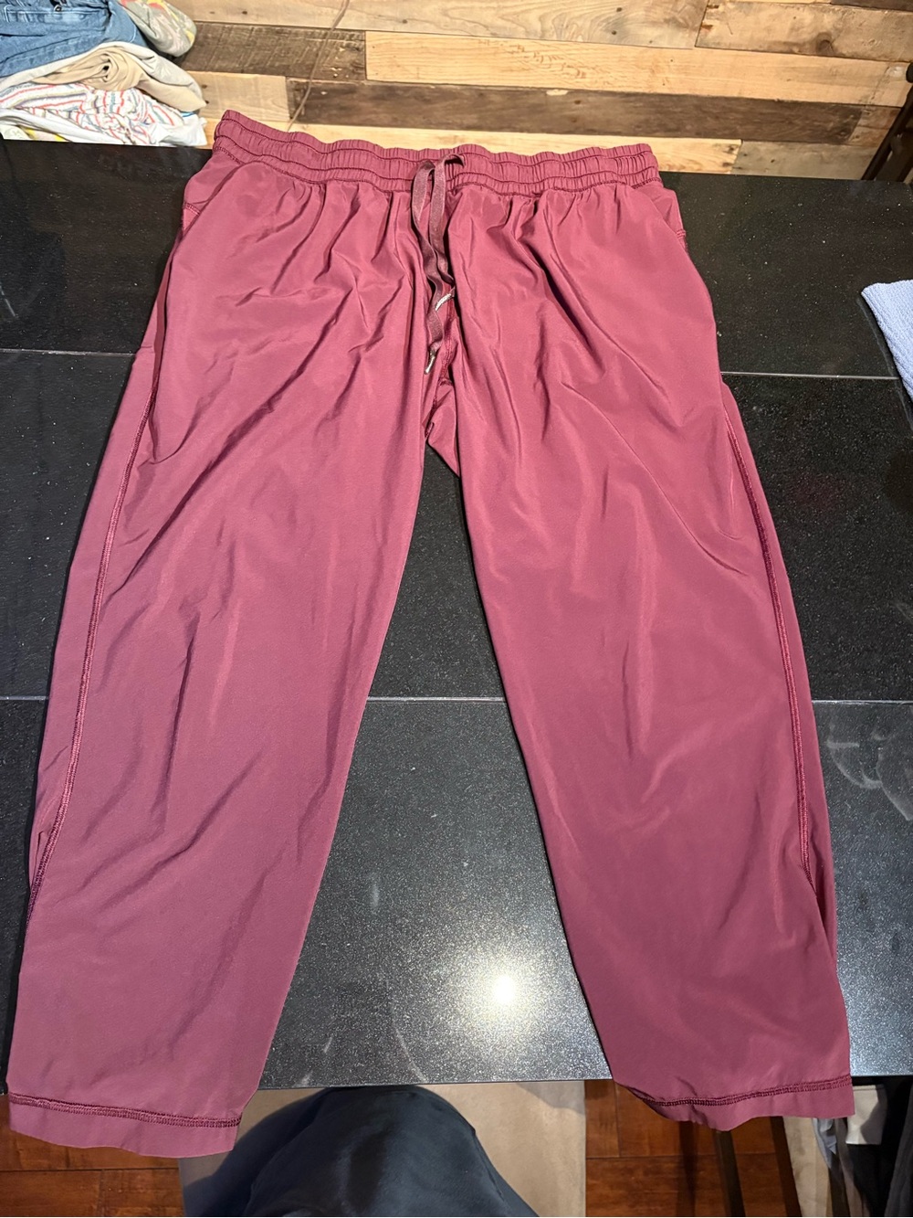 lululemon athletica Namaskar Crop Maroon Joggers size 10